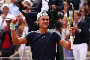 French Open: Rune beats Tsitsipas to make Danish tennis history