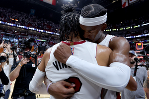 Butler scores 41 points as Heat blaze Celtics after lopsided third-quarter blitz