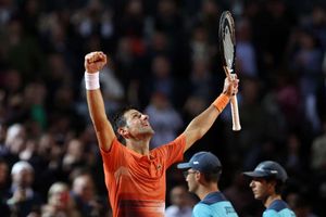 Magnificent Djokovic claims 1,000th win to set up final with Tsitsipas in Rome