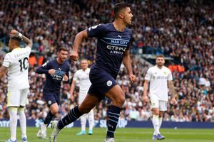 Leeds United 0-4 Manchester City: Guardiola's men return to Premier League summit with Elland Road rout