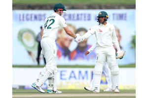 Australia take the upper hand on weather-affected day two in Galle