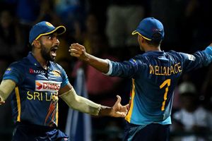 Karunaratne impresses amid Australian collapse as Sri Lanka level ODI series