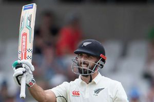 England vs New Zealand, 3rd Test Highlights: Mitchell takes fight to Eng again as Kiwis dig in at Headingley