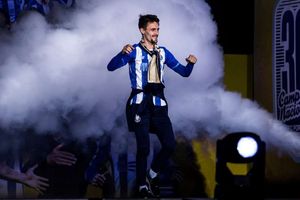 Rumour Has It: Arsenal finalising €40million deal for Porto's Fabio Vieira