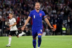 Germany 1-1 England: Kane's 50th goal salvages late draw