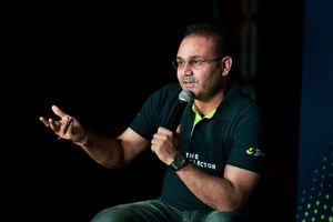 Sachin stopped me: Sehwag wanted to quit after Dhoni dropped him