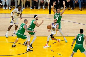 NBA Finals: Warriors bounce back to blow out Celtics and go level in Game 2