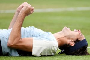 Fritz scrapes past Cressy to take Eastbourne title again