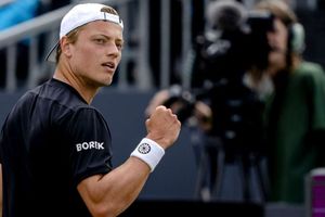 Van Rijthoven shocks Medvedev to complete fairytale triumph