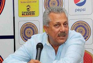 Former Pakistan batsman and ex-ICC President Zaheer Abbas admitted to ICU in London