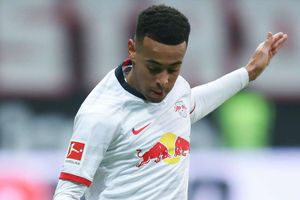 Leeds United sign USA international Tyler Adams from RB Leipzig