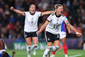 Women's Euro 2022, Germany 2-1 France: Record-breaking Popp's double sets up Wembley showdown with England