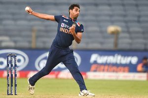 Most Dot Balls in T20 Internationals: Bhuvneshwar Kumar becomes first to bowl 500 dot balls inside powerplay