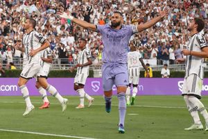 Real Madrid 2-0 Juventus: Over 93,000 fans pack into the Rose Bowl for Madrid show