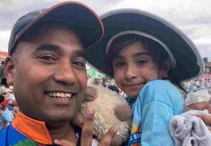 Rohit Sharma Six Bruises Little Girl in Oval Stands; Young Lady Fine After Medical Attention