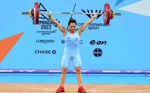 Mirabai Chanu wins gold in 49kg weightlifting; India's first gold medal in Commonwealth Games 2022
