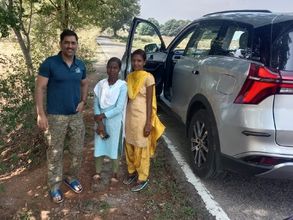 MS Dhoni gets treated by ayurvedic doctor from a village near Ranchi, pays Rs 40 for every dose