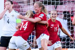 Women's Euros: Norway begin with a bang as they sweep aside Northern Ireland