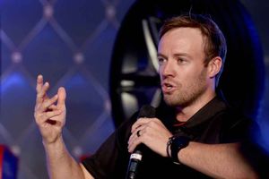 AB de Villiers takes up a noble role, mentors two underprivileged children in India