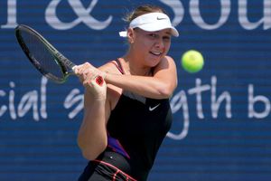 Anisimova upsets Kasatkina in opening round of Western & Southern Open