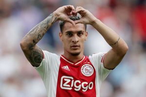 Rumour Has It: Manchester United preparing another Antony bid