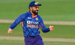 Asia Cup 2022: Virat Kohli should return to his natural game to score runs, says Jayasuriya
