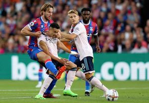 Premier League: Odegaard strikes twice as Arsenal maintain perfect start; Kane sets Spurs record