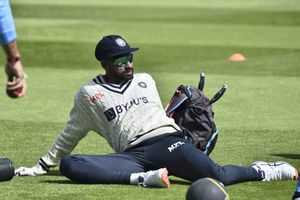 Mohammed Siraj to play Warwickshire's last three County games
