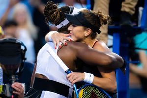 Serena to retire: Emotional Swiatek and Bencic pay tribute to 'mind-blowing' Williams