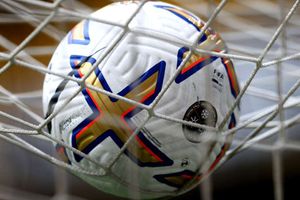 The Queen: Premier League postpones weekend games at 'tremendously sad time' as English football unites in mourning