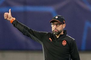 Brighton appoint Robert De Zerbi as Graham Potter's successor
