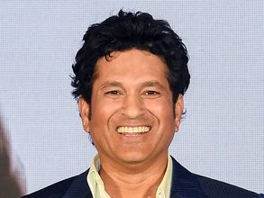 Watch! Yuvraj Singh shakes a leg as Suresh Raina, Irfan Pathan sing on a night out with Sachin Tendulkar