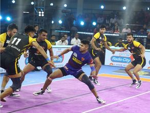 PKL: Dabang Delhi vs Telugu Titans, Highlights: Delhi climb to the top of the table