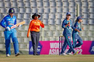Women's Asia Cup 2022: India coach Ramesh Powar defends batting-order reshuffle