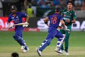 India vs Pakistan: Battle of India batsmen and Pakistan's Naseem, Shaheen will determine result: Waqar Younis