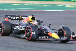 Verstappen seeks Formula One record to extend Mexico dominance