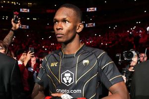 Adesanya ousted but 'not going anywhere' after Pereira stops UFC champion again