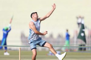 Anderson ready to back aggressive approach as England prepare for Pakistan Test return