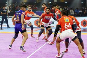 PKL 2022: Dabang Delhi cruise beat Gujarat Giants 50-47 as Naveen Kumar, Ashu Malik star