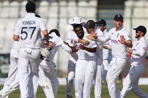 3rd Test: Teenager Ahmed takes two wickets on Test debut as England enjoy strong first day