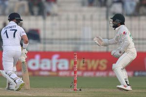 Duckett and Brook put England on top despite Abrar Ahmed 10-wicket feat for Pakistan