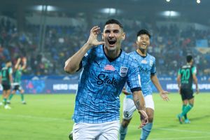 ISL 2022-23, Mumbai City FC 4-1 FC Goa: Pereyra Diaz brace helps Highlanders punish 10-man Gaurs
