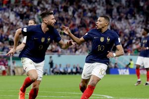 FIFA World Cup, France 3-1 Poland: Record-breaker Giroud and Mbappe send Les Bleus into last eight