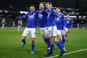 Rumour has it: Chelsea lead the race for England star, other Premier League club withdraw interest