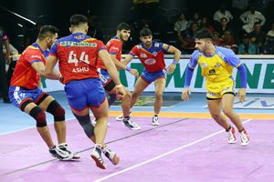 PKL: Tamil Thalaivas Defeat UP Yoddhas in a Tiebreaker to book semi-final spot