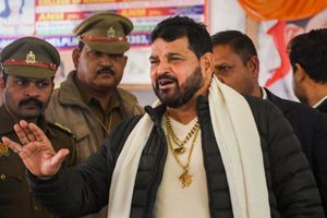 Petition in Delhi HC for FIR against wrestlers; withdrawn after WFI chief denies any link