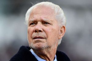 West Ham joint-chairman David Gold dies aged 86