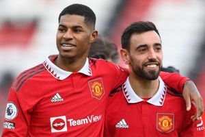 Man Utd closing on Man City but gap 'still huge', says Rio Ferdinand