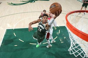 Antetokounmpo scores season-high 55 points in Bucks win, Thunder hammer the Celtics