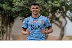 Hardik Bhatt: Mumbai City FC sign talented Defender on Loan from Rajasthan United